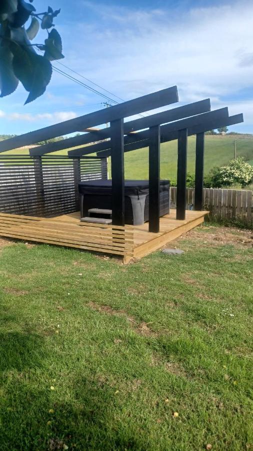 Valley Lodge 3 Bedroom Retreat In Craigantlet Hills Belfast Bagian luar foto
